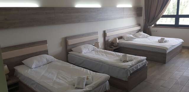 Курортные отели Оздоровительный Центр Кросс Ереван-4